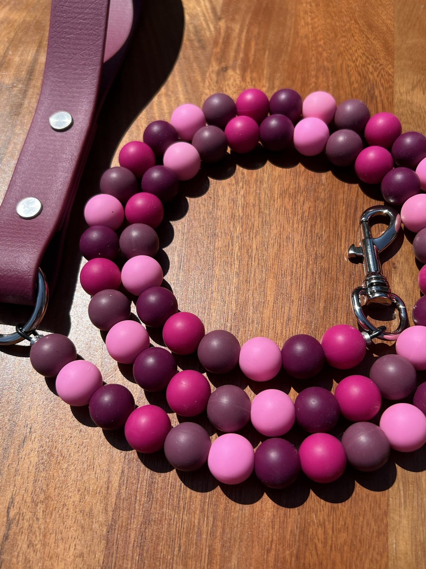 4' Signature Beaded Dog Leash - Mullberry