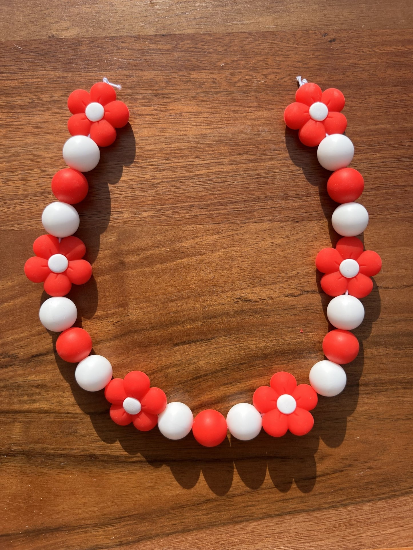 Poppy Floral Beaded Dog Collar Necklace