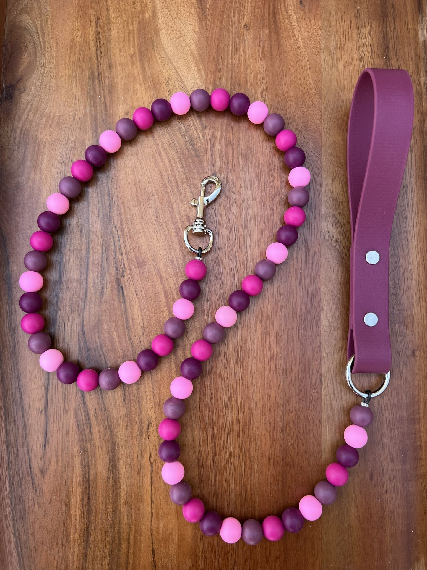 4' Signature Beaded Dog Leash - Mullberry