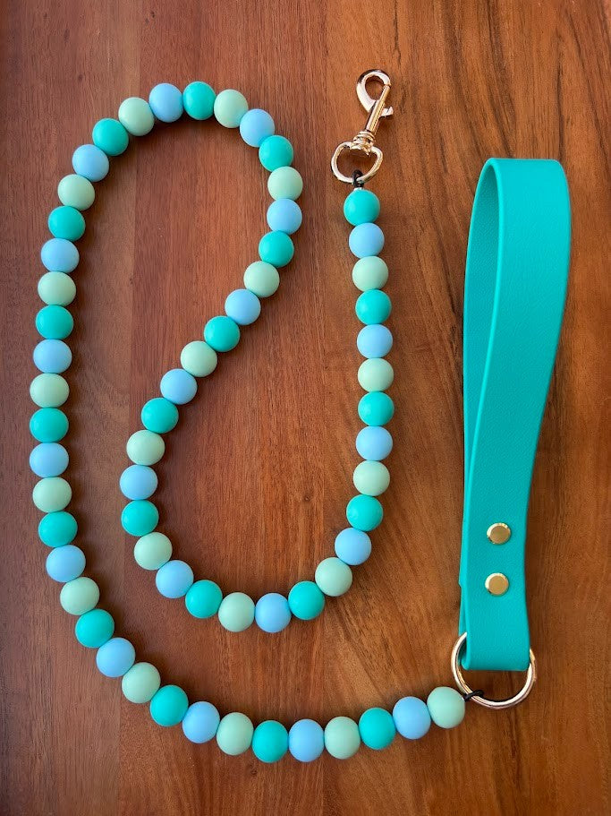 Signature Beaded Dog Leash - Laguna