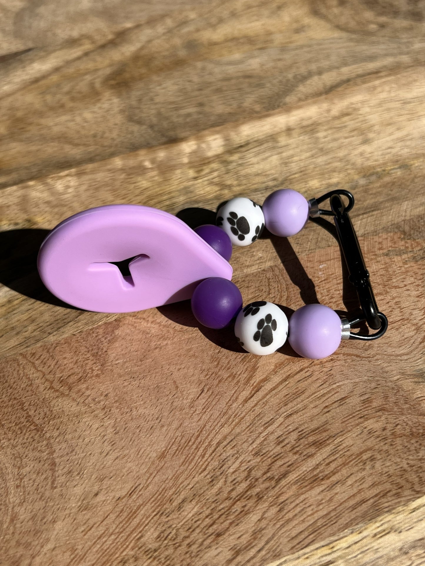 Beaded Dog Poop Carrier - Plum Paws