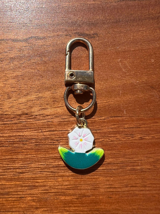 Collar Charm - White Poppy